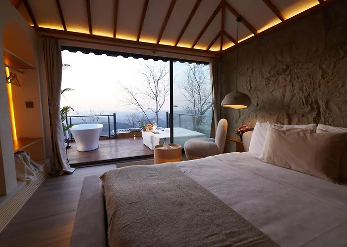 Nuba 컨트리하우스 *